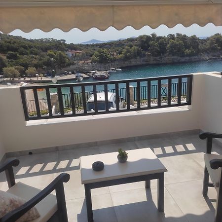 Pansion Nikos Apartment Патитири Екстериор снимка