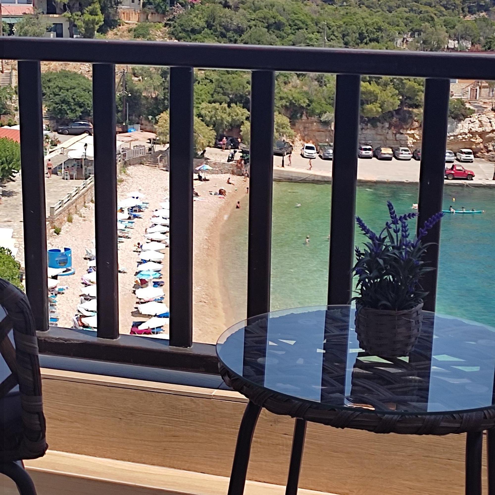 Pansion Nikos Apartment Патитири Екстериор снимка